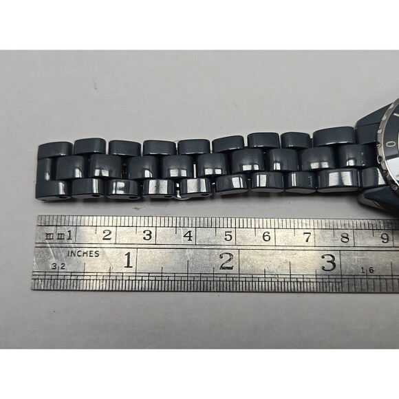 Isaac Mizrahi Live Ceramic Womens Quartz Watch Diver Mother Of Pearl New Battery - Picture 10 of 11